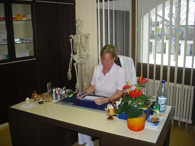 Dr. med. Nicole Reinelt